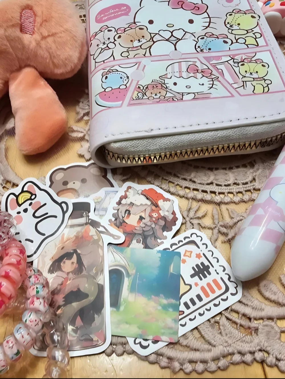 Hello Kitty Pastel Comic Zip Wallet & Pink Accessories Set